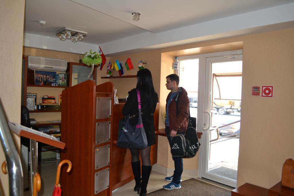 City Hotel Gomel Esterno foto