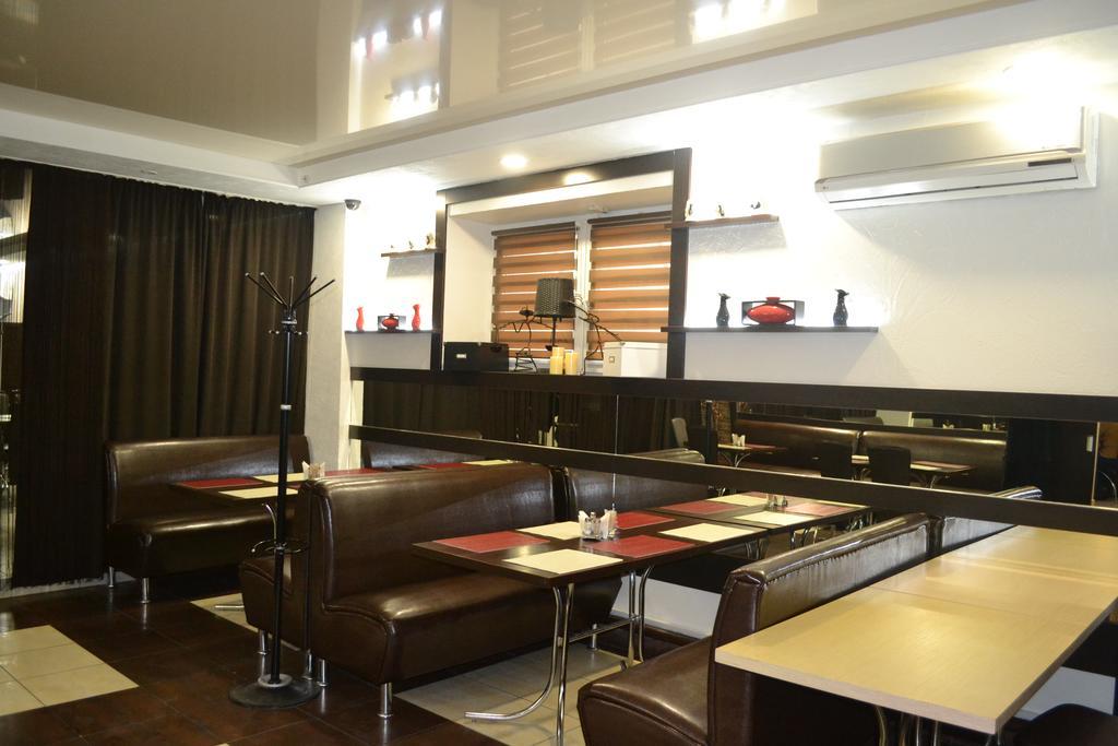 City Hotel Gomel Esterno foto