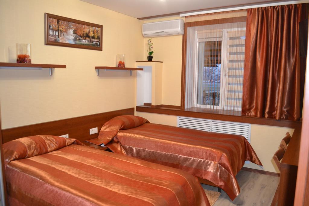 City Hotel Gomel Esterno foto