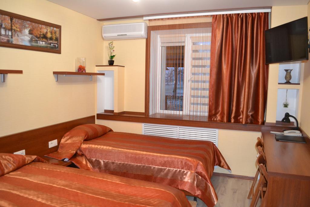 City Hotel Gomel Esterno foto
