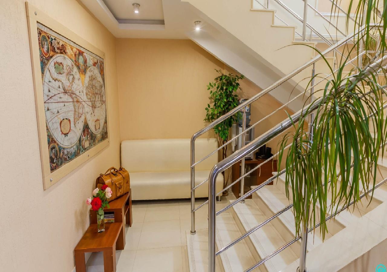 City Hotel Gomel Esterno foto