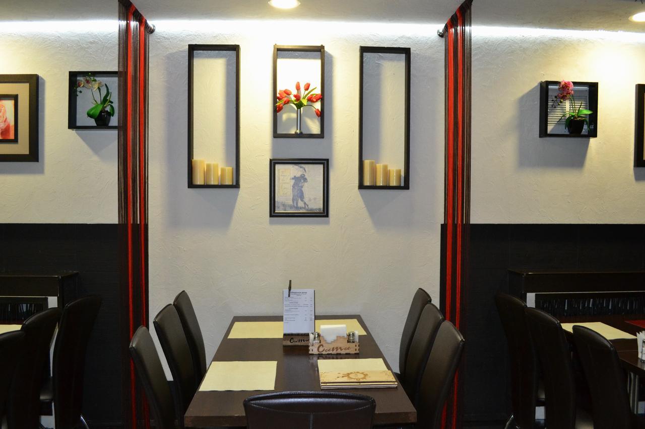 City Hotel Gomel Esterno foto