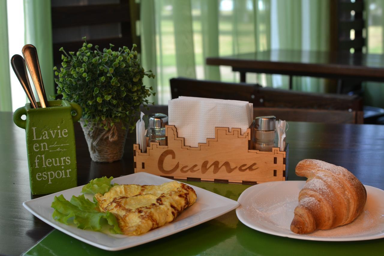City Hotel Gomel Esterno foto