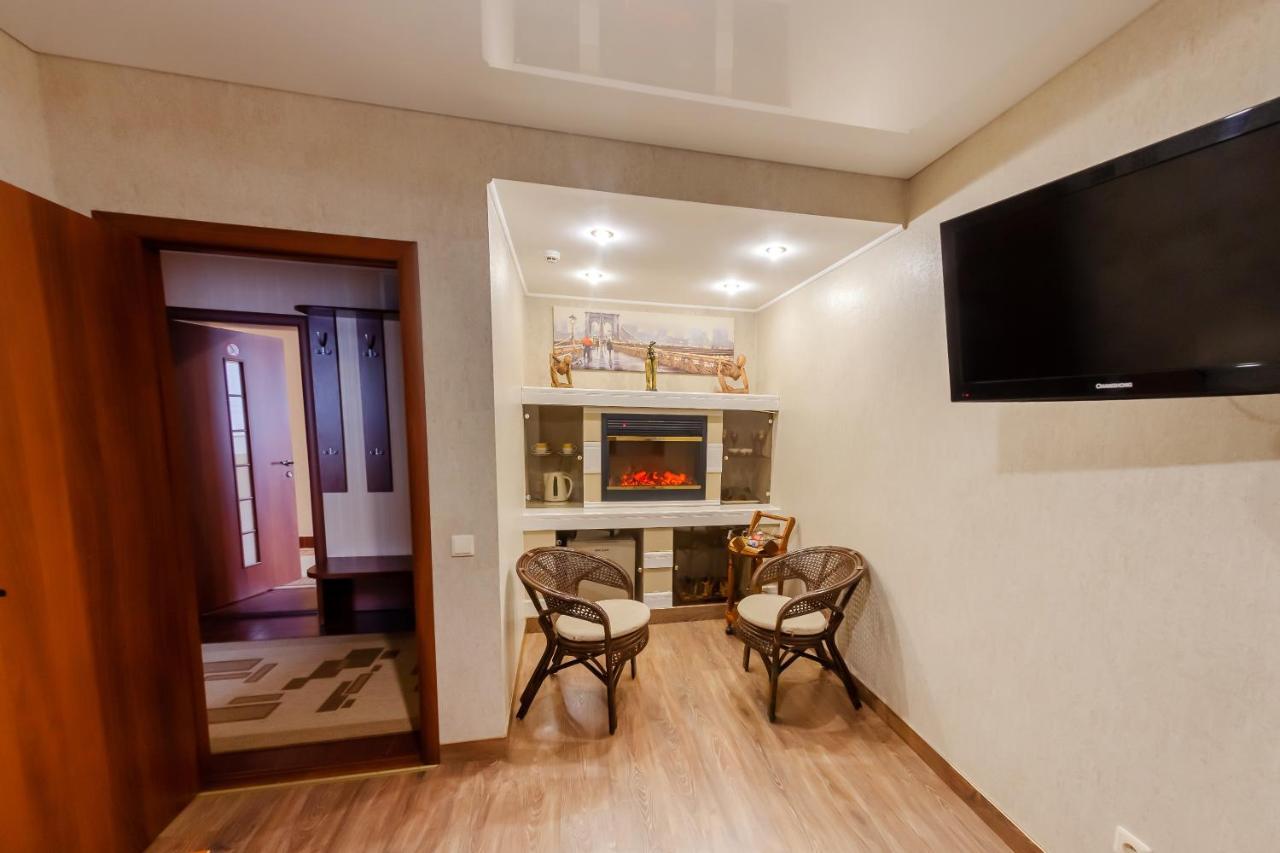 City Hotel Gomel Esterno foto