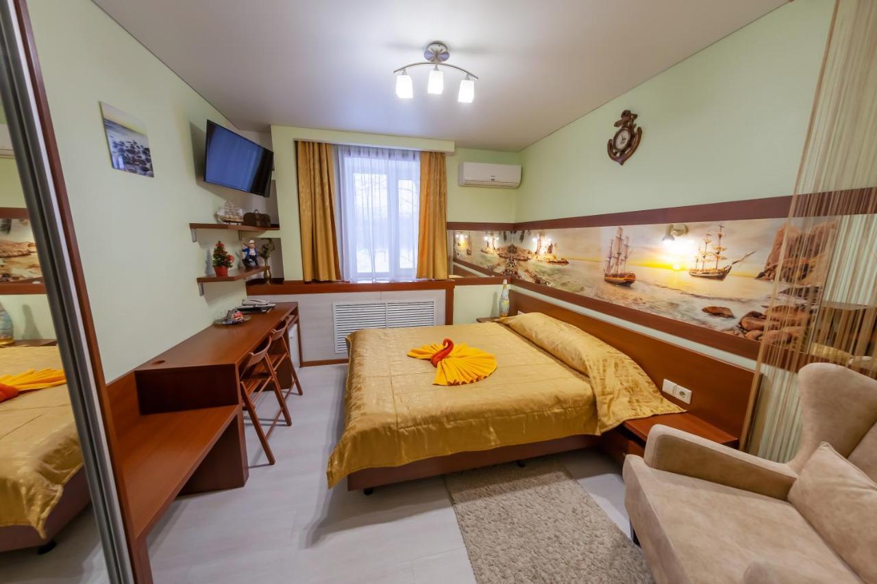City Hotel Gomel Esterno foto