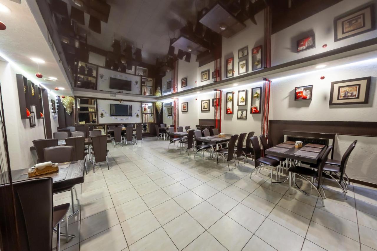 City Hotel Gomel Esterno foto