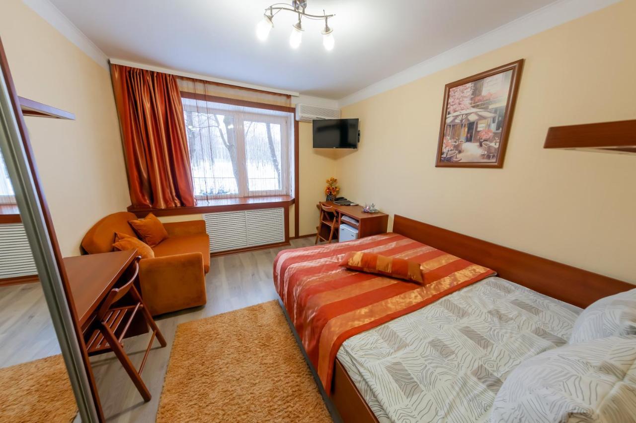 City Hotel Gomel Esterno foto
