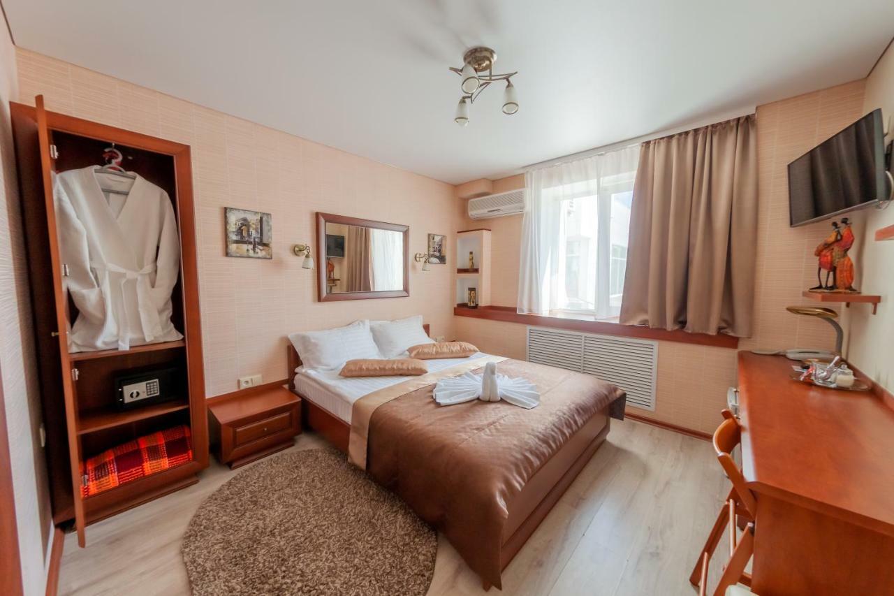 City Hotel Gomel Esterno foto